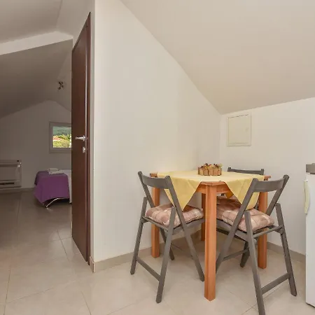 Zora Apartament Tučepi